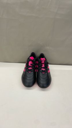 Adidas kid cleats. Item No 894 (Shopgoodwill)