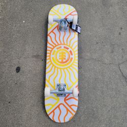 ELEMENT SKATEBOARD SIZE 7.75