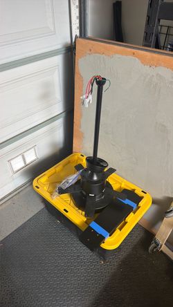 Ceiling Fan Motor and Mounting Hardware