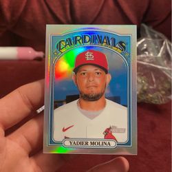 2021 Topps Heritage Yadier Molina Chrome Refractor /572
