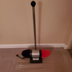 Shoe polisher