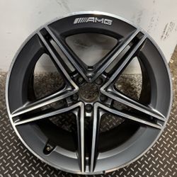 Grey Mercedes AMG Rear Wheel 