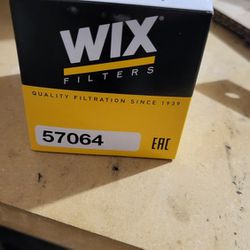 4x Oil Filters - Wix 57064