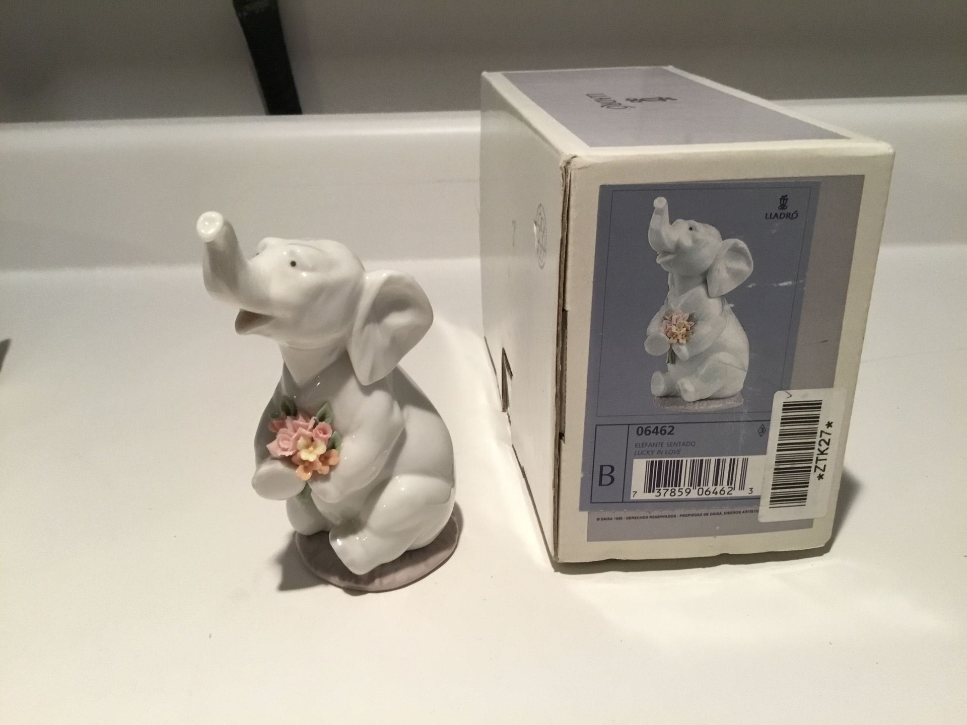 Lladro Lucky in Love porcelain figurine