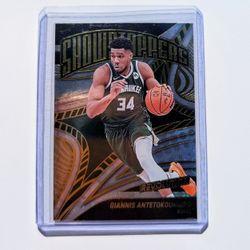 Giannis Antetokounmpo Card 