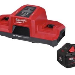 Milwaukee M18 Dual Bay Super Charger Starter Kit 
