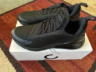 Nike Air Max 270 - Mens Size 10.5 - Mint!