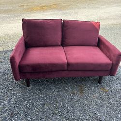 Velvet Loveseat 