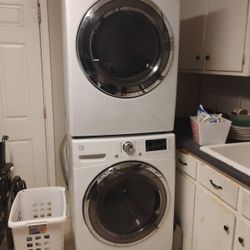 Selling My Washer And Dyer For 800.00$  Please Call My Direct Number (contact info removed) Thank You