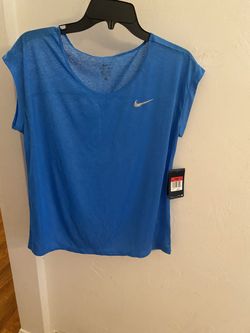 Nike Size L Women Sport Shirt New