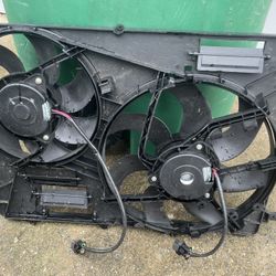 2010-2014 Volvo Xc60 Dual Cooling Fan Without Control Module 