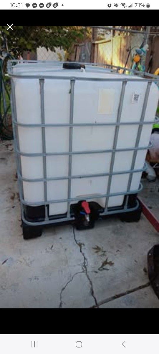 Tote Water Tank Con Llave