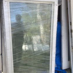 Brand New Vinyl Pictures Window With Nail Fin 29.75x52.5 each $150o