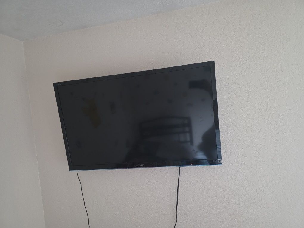 50 Inch SONY With Mount