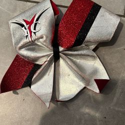Young Champion Cheer Bow