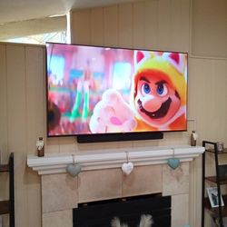 Hisense 65 Inches. UHD 4K With TV Wall Mount.