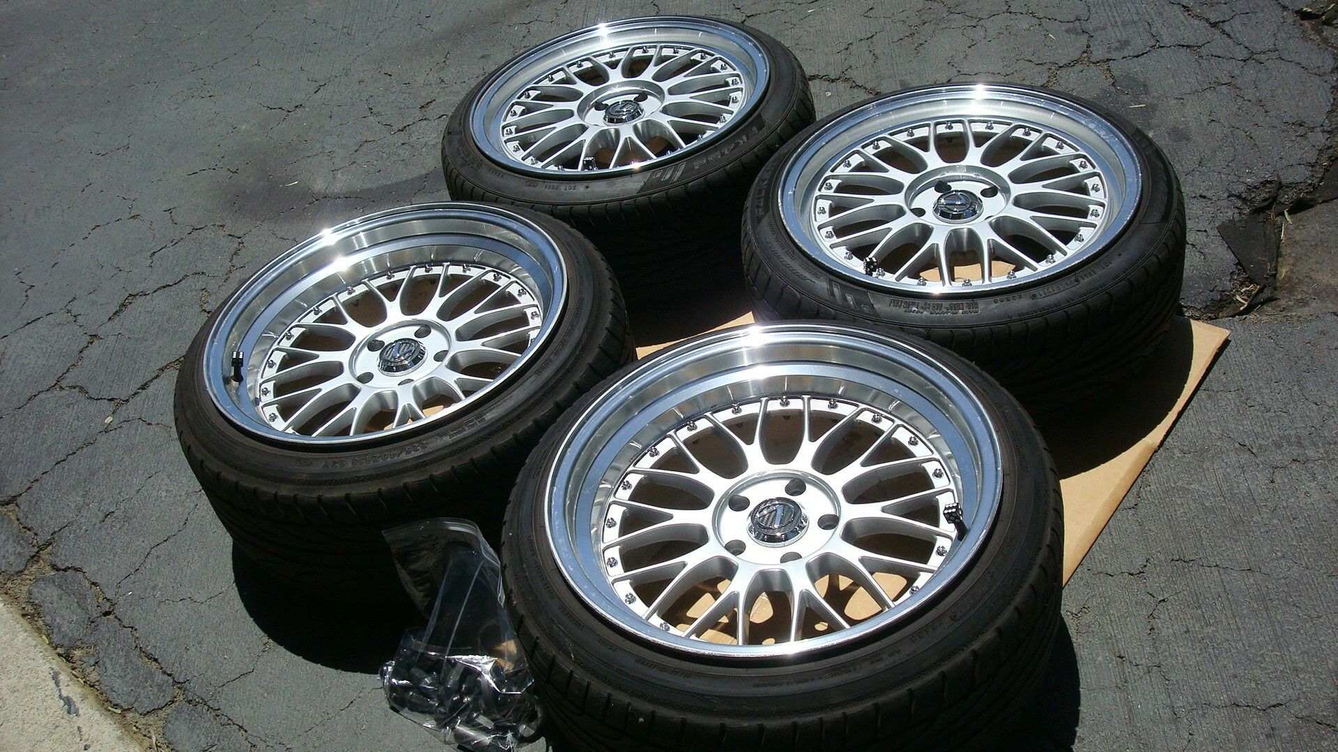 XXR 521 18" WHEELS/RIMS HYPER SILVER
