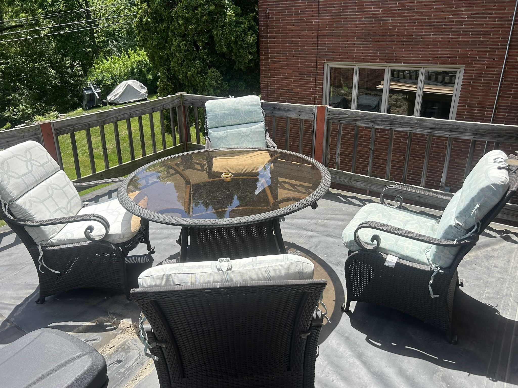 Outdoor Patio Set With Cushions