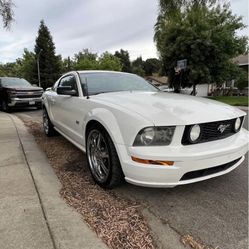 2005 Ford Mustang