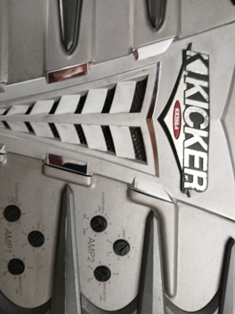 Kicker KX350.4 Jc Power JC1000.1 Rockford Fosgate 8 Inch Subwoofers
