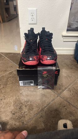 Nike Foamposite Stranger Things Size 11.5M