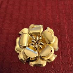 FLOWER BROOCH