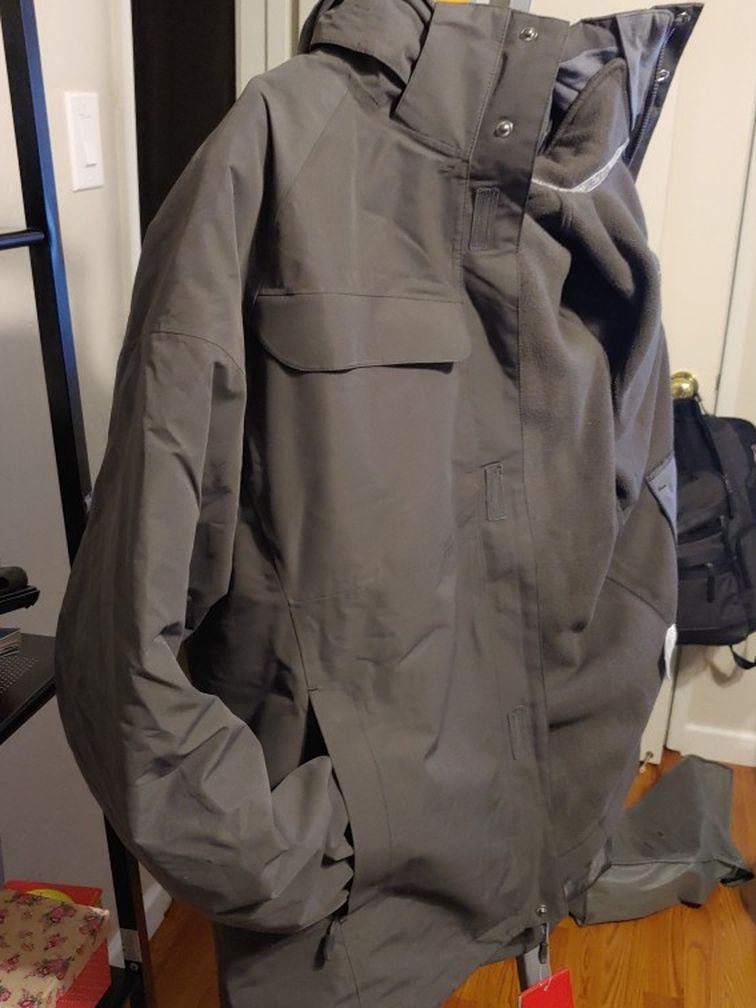 Camel Crown Waterproof Hooded Jacket