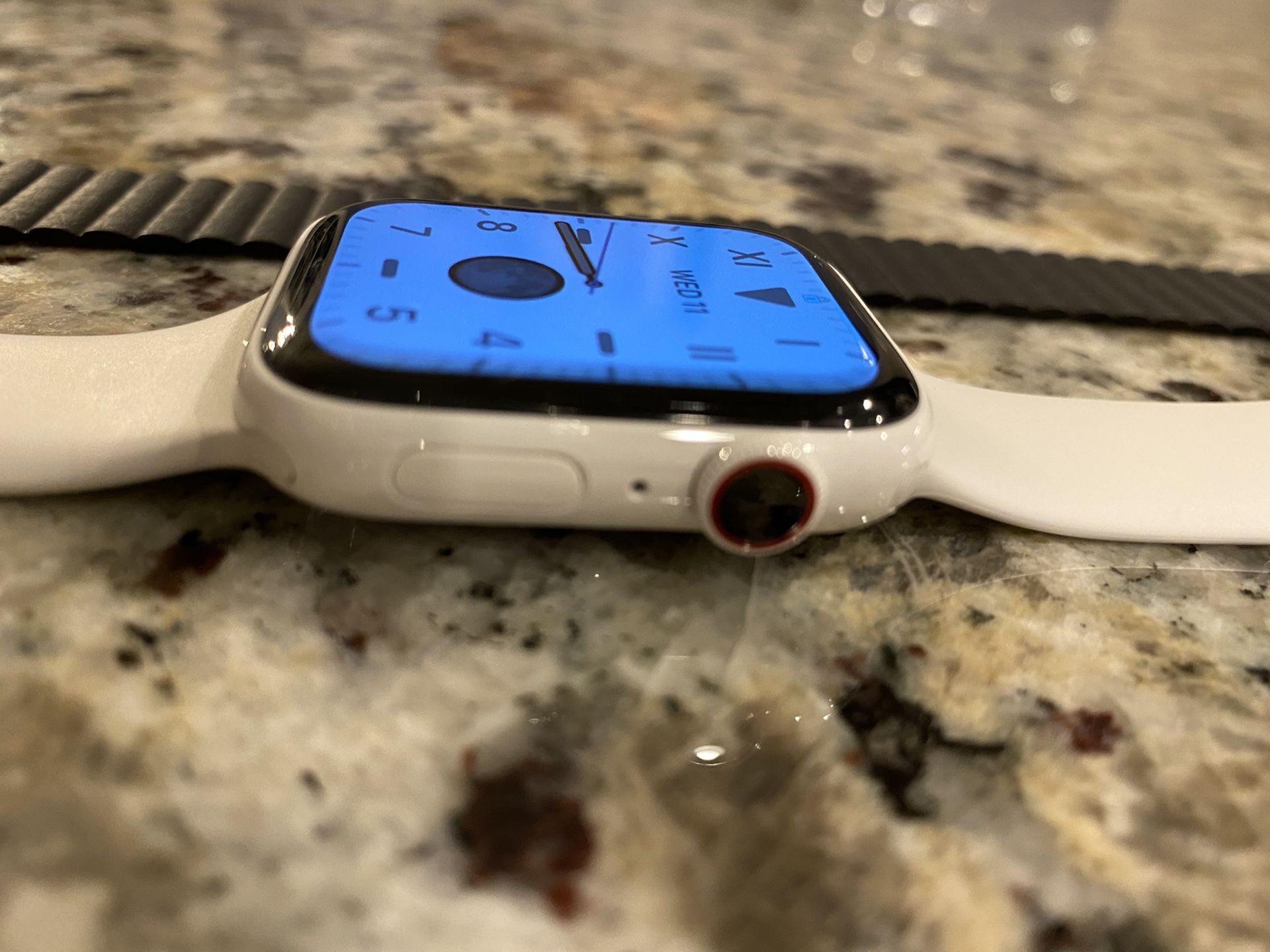 Like new Apple Watch series 5 edition white ceramic