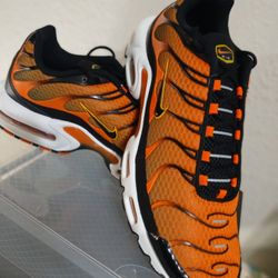 Nike Air Max TN Safety Orange And Black
