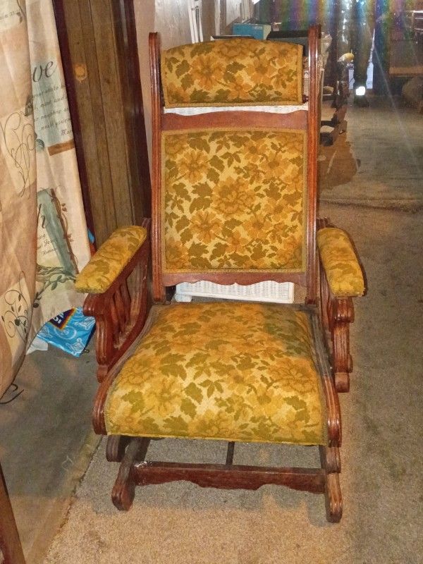 Antique Rocking Chair With Head Rest
