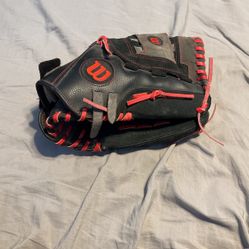 Wilson Baseball Glove