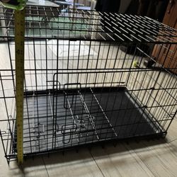 Dog Crate In Excellent Condition 