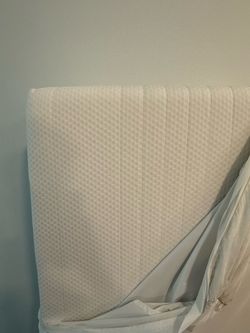 IKEA ÅNNELAND Hybrid Mattress (Queen, Firm) - Like New