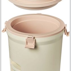 Stanley 2 Gallon Water jug