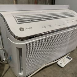 AC Unit - Air conditioning 