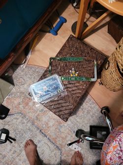 Oregon Duck License Plate Holder, Motor Cycle License Plate  And Key Ring