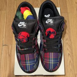 Nike SB Dunk Low Nardwuar