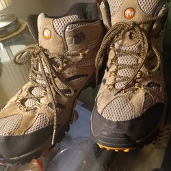 Merrell Moab Ventilator Hiking Size 11.5