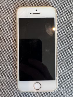Apple iPhone SE, 32 GB, Rose Gold, Unlocked, used working condition