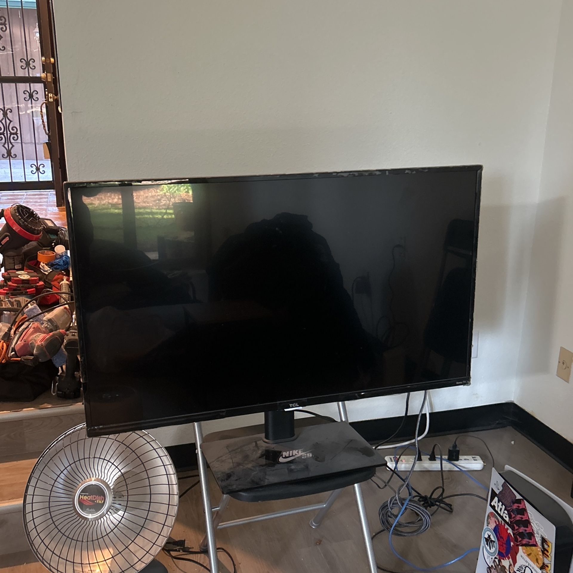 Moving Sale - Roku Smart TV 44’