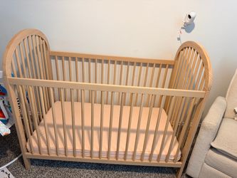 Crib with mattress