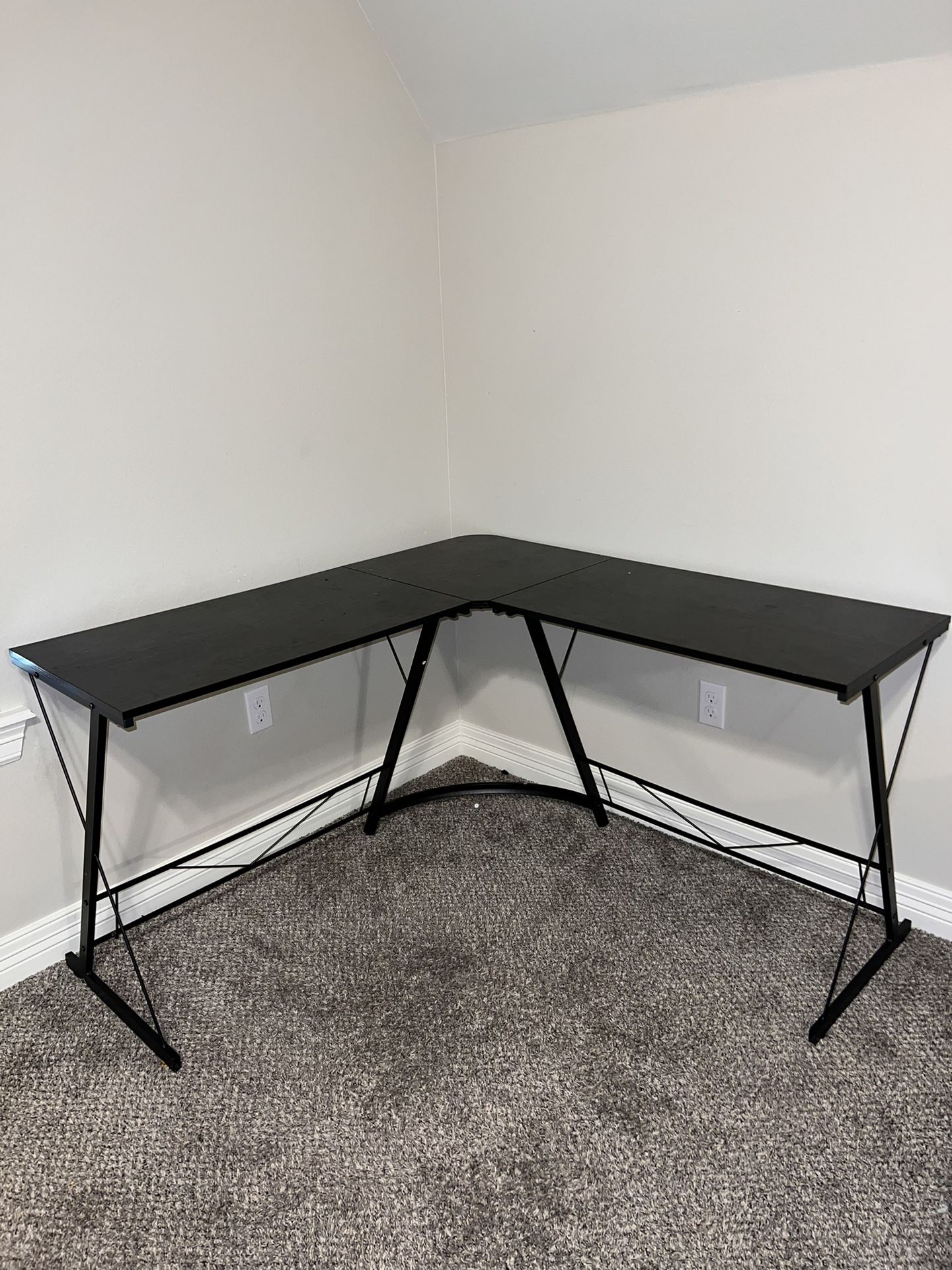 $40 Desk 
