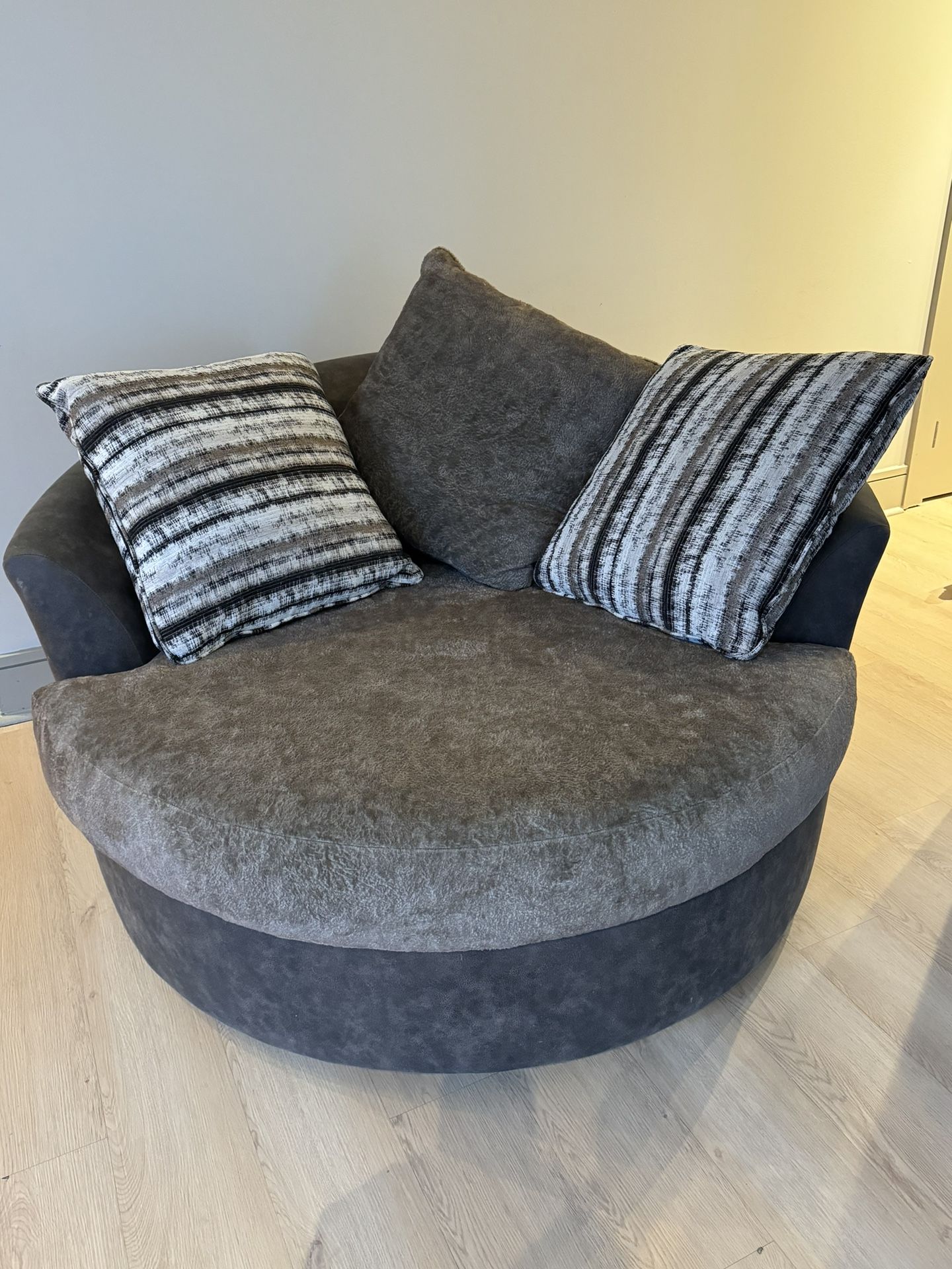 LAST CALL (Moving): Oversized Swivel Accent chair