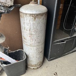 100 Pound LP Tank