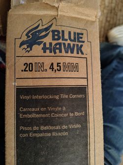 Blue Hawk Vinyl Interlocking Tile Corners