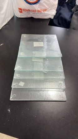 Glass cutting board