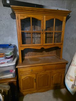Oak Wood China Hutch Cabinet