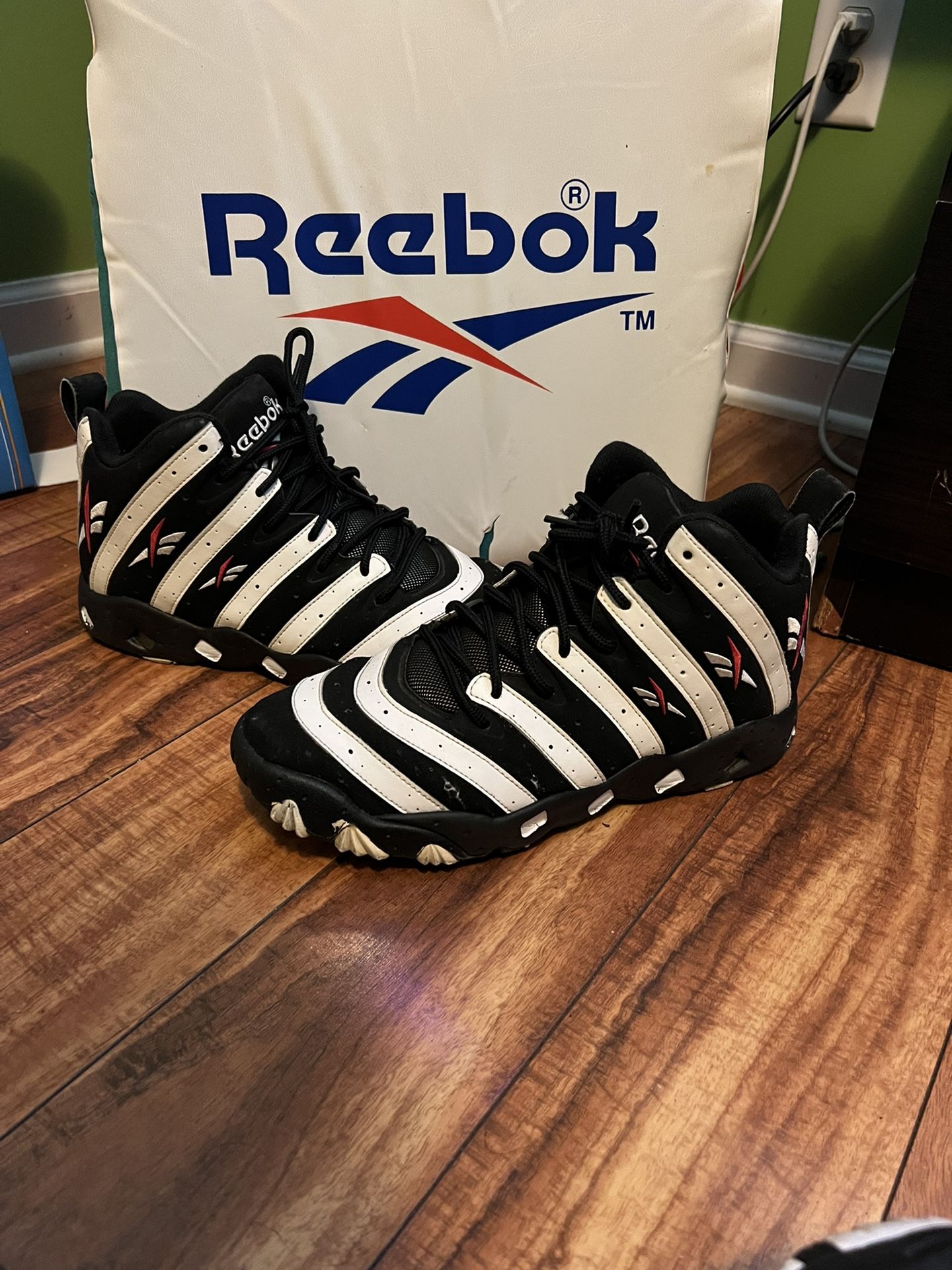 (2014 RETRO) REEBOK BIG HURT