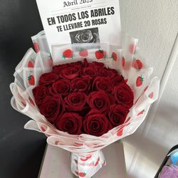 Rose April Special Ramo Buchón 