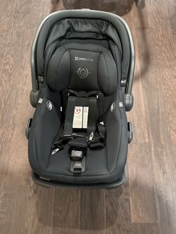 UPPAbaby Vista V2 Travel System w/ Mesa Car Seat, Bassinet & Base - Excellent Condition